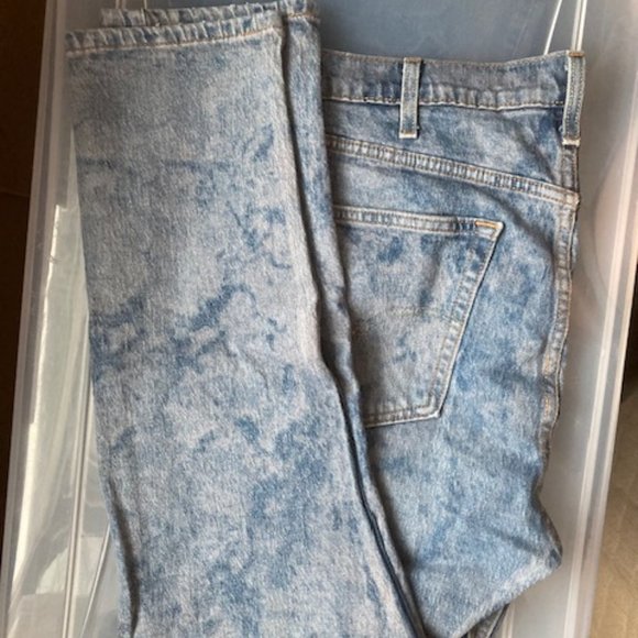 LEVI'S WATER PATERNED MENS JEANS 38x30 Like New - Picture 3 of 9